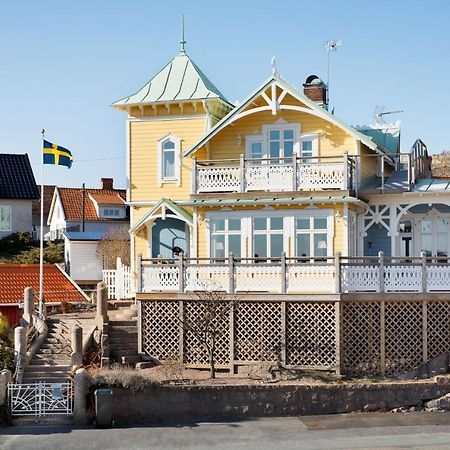 Strandflickornas Annex Gula Villan Lysekil Buitenkant foto